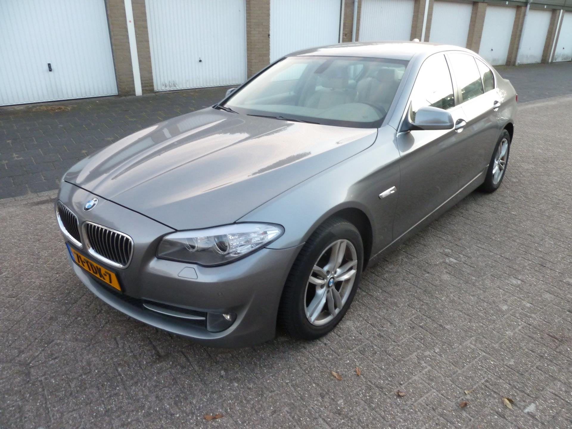BMW 5-serie 520d EfficientDynamics Edition Executive, Euro 5, Achterwielaandrijving, 2000 kg, Origineel Nederlands