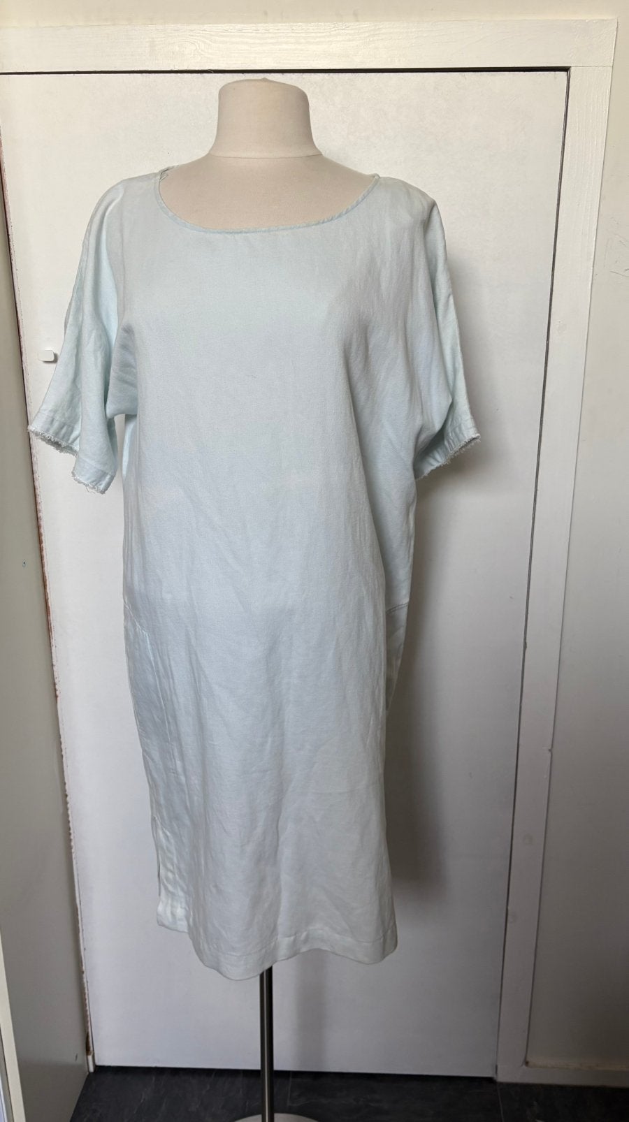 Closed jurk maat XL, Maat 46/48 (XL) of groter, Zo goed als nieuw, Boven de knie, Verzenden
