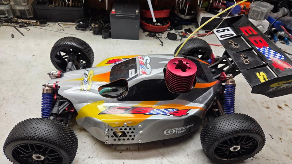 Te koop mooie thunder tiger, Hobby en Vrije tijd, Gebruikt, Ophalen of Verzenden, Onderdeel, Schaal 1:8