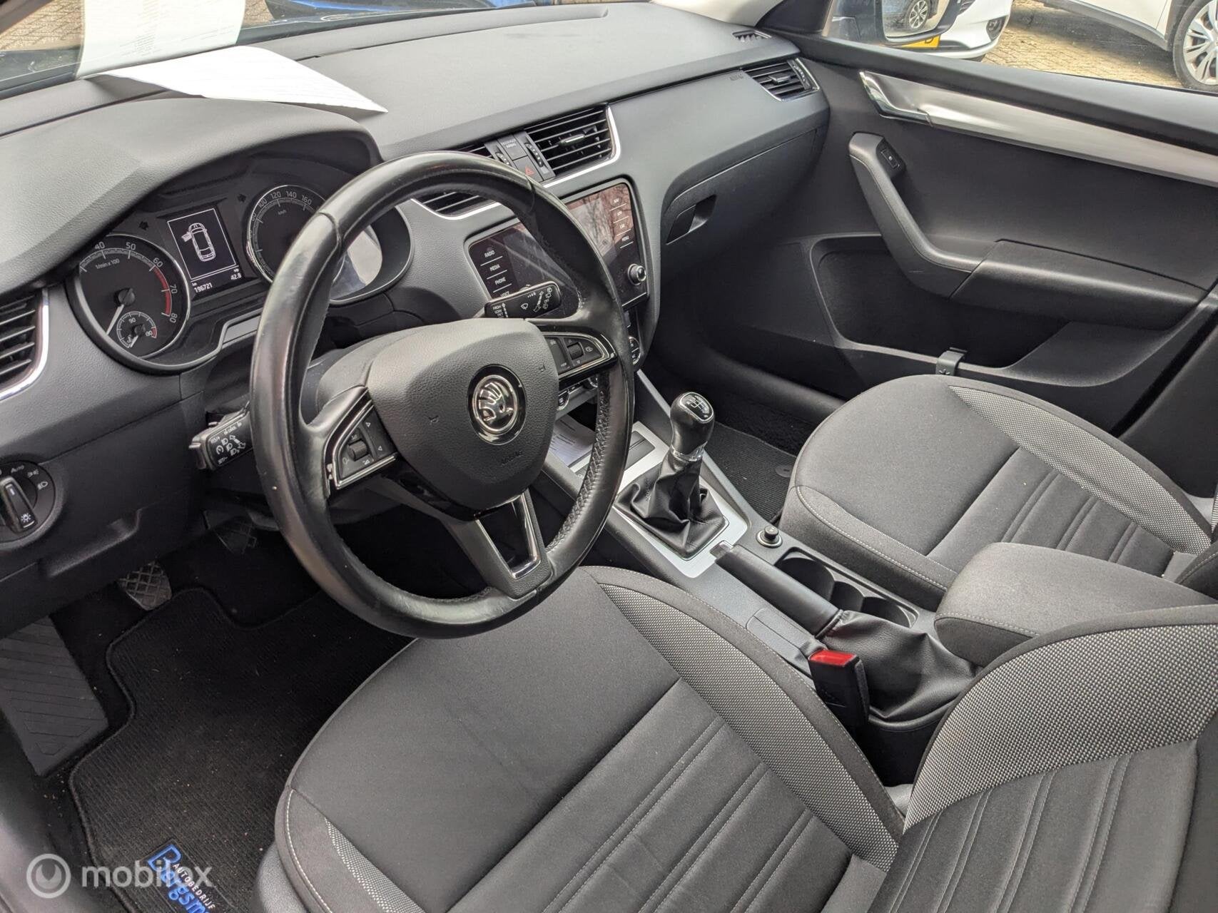 Skoda Octavia Combi 1.0 TSI Greentech Business Edition 2019, Auto's, Voorwielaandrijving, Stof, Euro 6, 116 pk