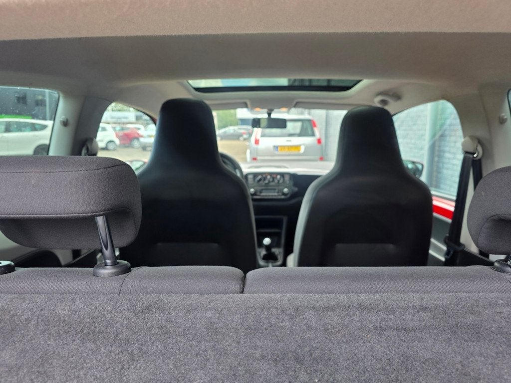 Volkswagen Up! 1.0 high up! BlueMotion, Voorwielaandrijving, Euro 5, Stof, Gebruikt