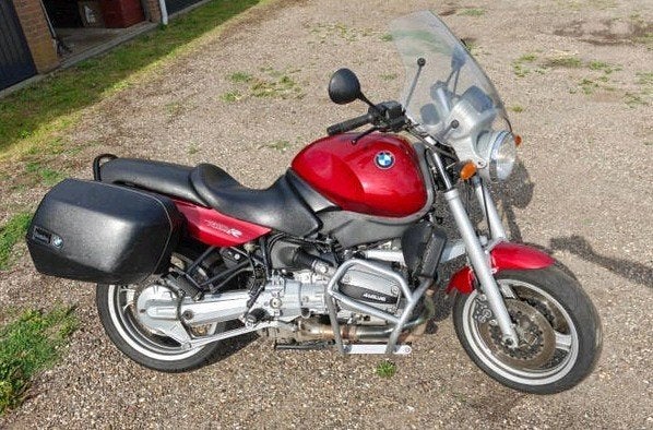 BMW R1100R - Nette staat, nieuwe voorband, valbeugels, Cardan-aandrijving, 2 cilinders, Occasion, Motorrijbewijs A