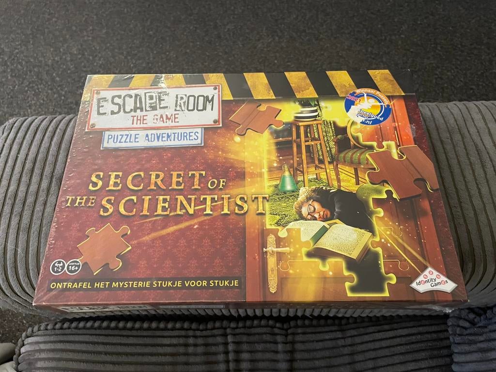 Nieuw spel Escape room the game secret of the scientist, Ophalen of Verzenden, Minder dan 500 stukjes, Nieuw, Overige typen