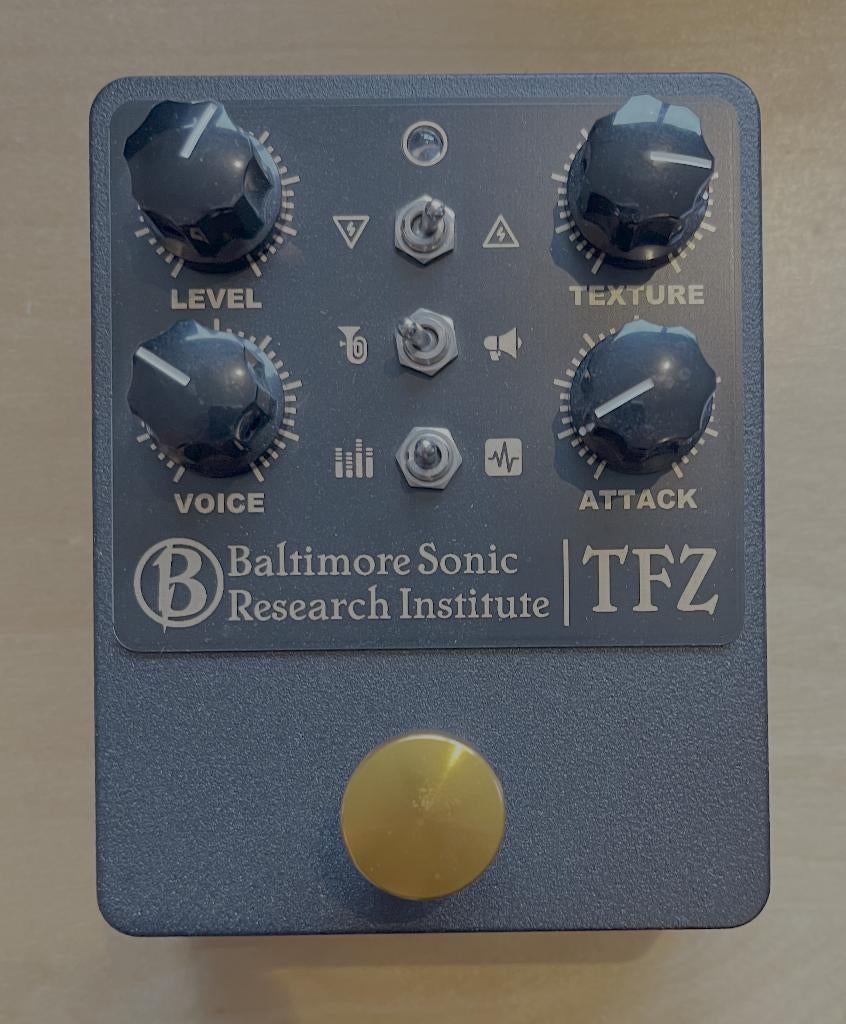 Baltimore Sonic Research Institute (BSRI) - TFZ fuzz, Muziek en Instrumenten, Effecten, Ophalen of Verzenden, Zo goed als nieuw