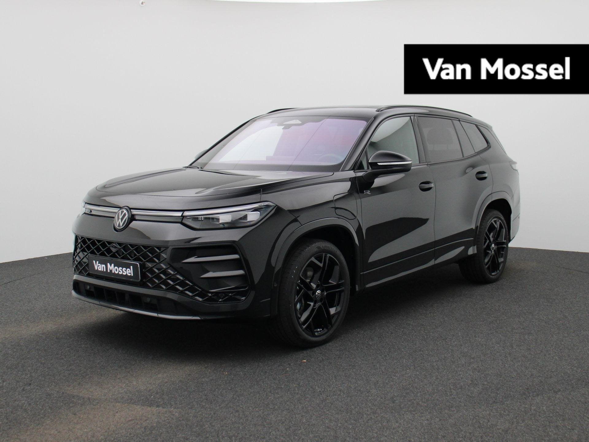 Volkswagen Tayron 1.5 eTSI R-Line Edition, Auto's, Euro 6, 4 cilinders, Zwart, Nieuw