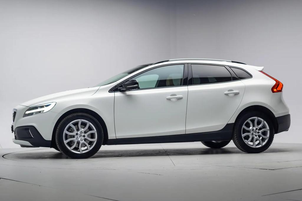 Volvo V40 Cross Country T3 Polar+ Luxury Aut. [ Panorama Nav, Auto's, 4 cilinders, Wit, 152 pk, V40