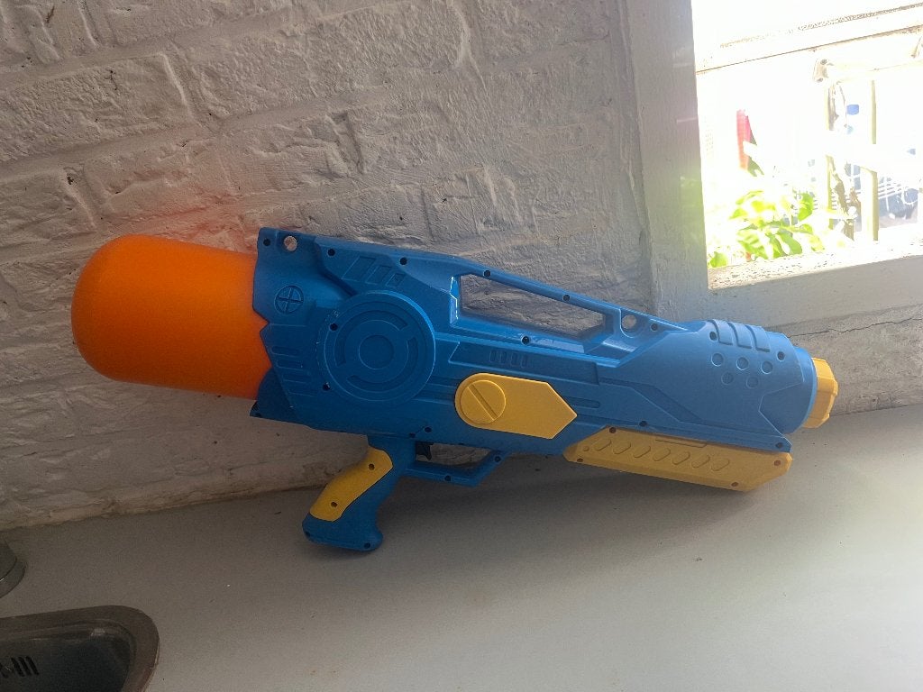 Waterpistool, Ophalen