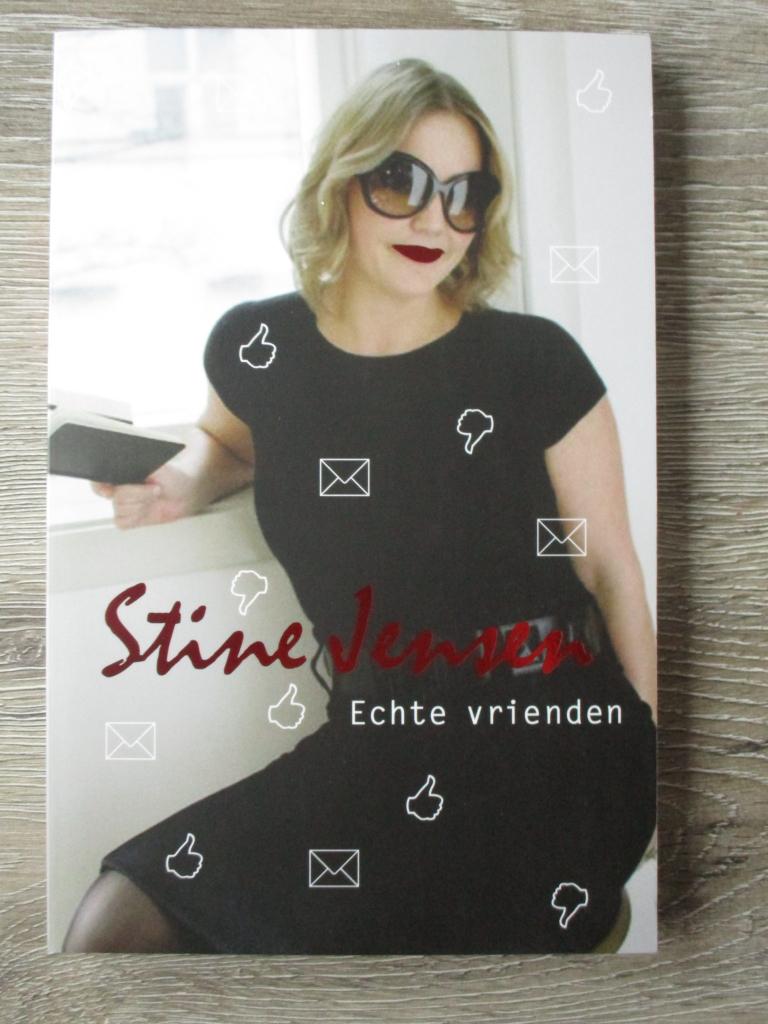 Echte vrienden - Stine Jensen, Boeken, Ophalen of Verzenden, Gelezen