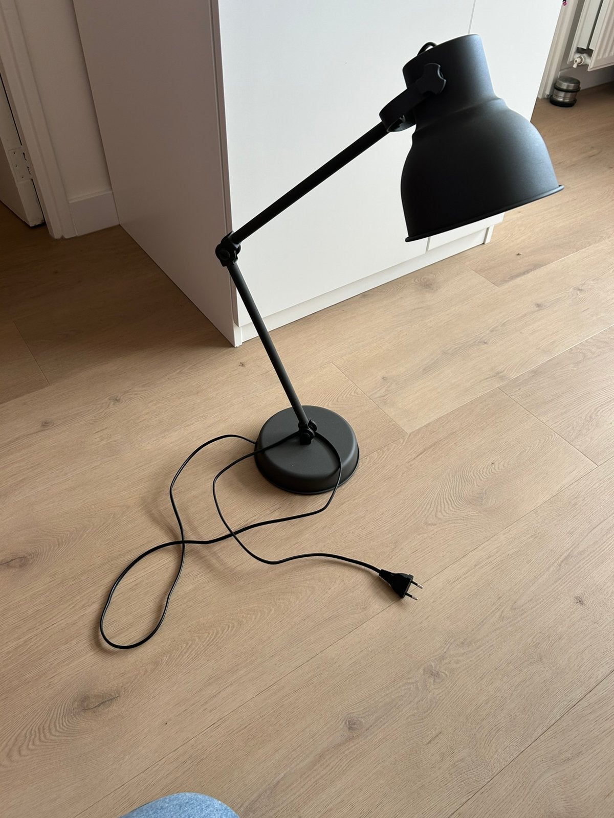 Bureaulamp met USB oplaadmogelijkheid - zo goed als nieuw, Ophalen, Zo goed als nieuw