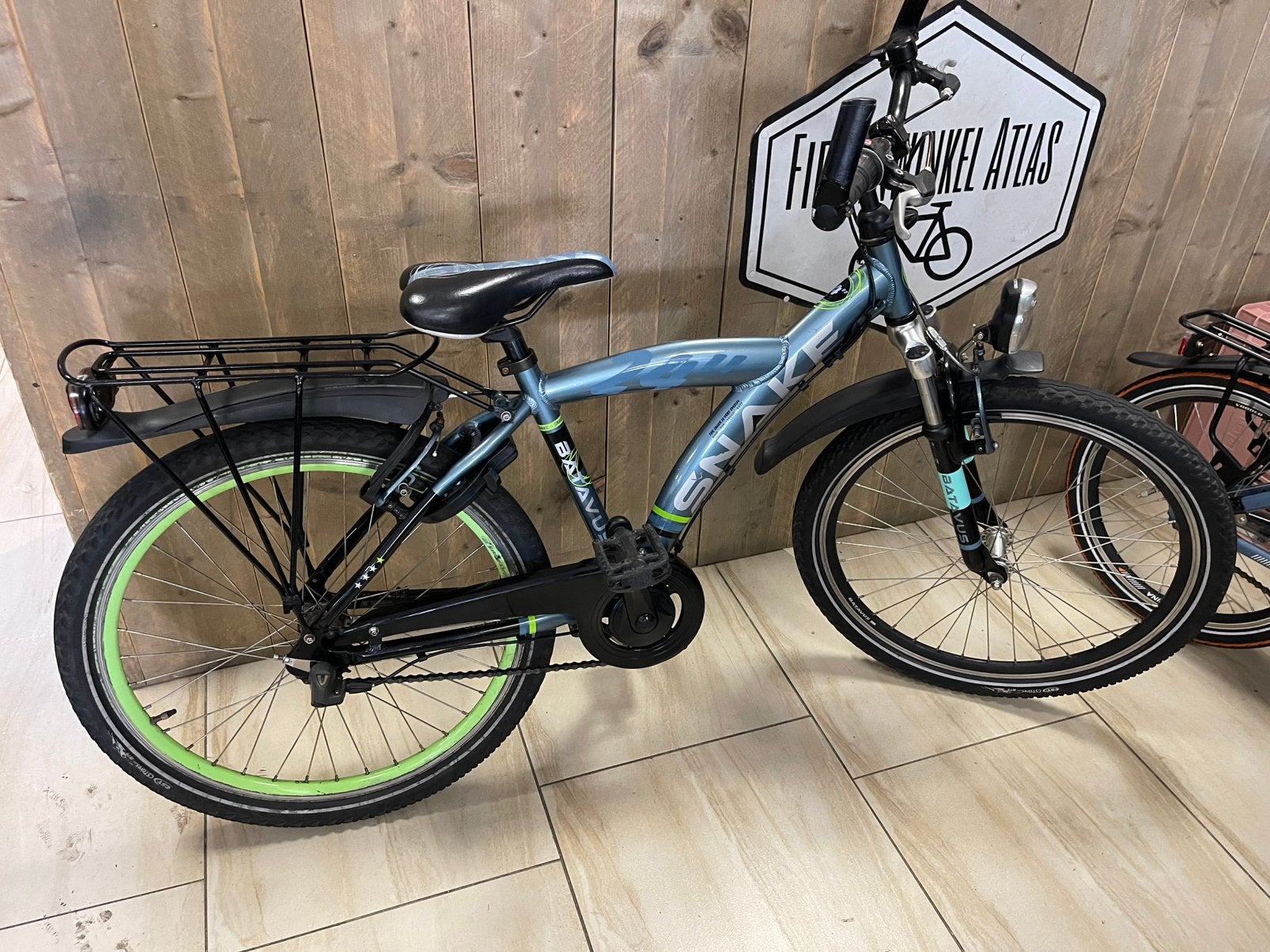 Batavus snake 24 inch 3 versnellingen, Terugtraprem, G, G, Zo goed als nieuw