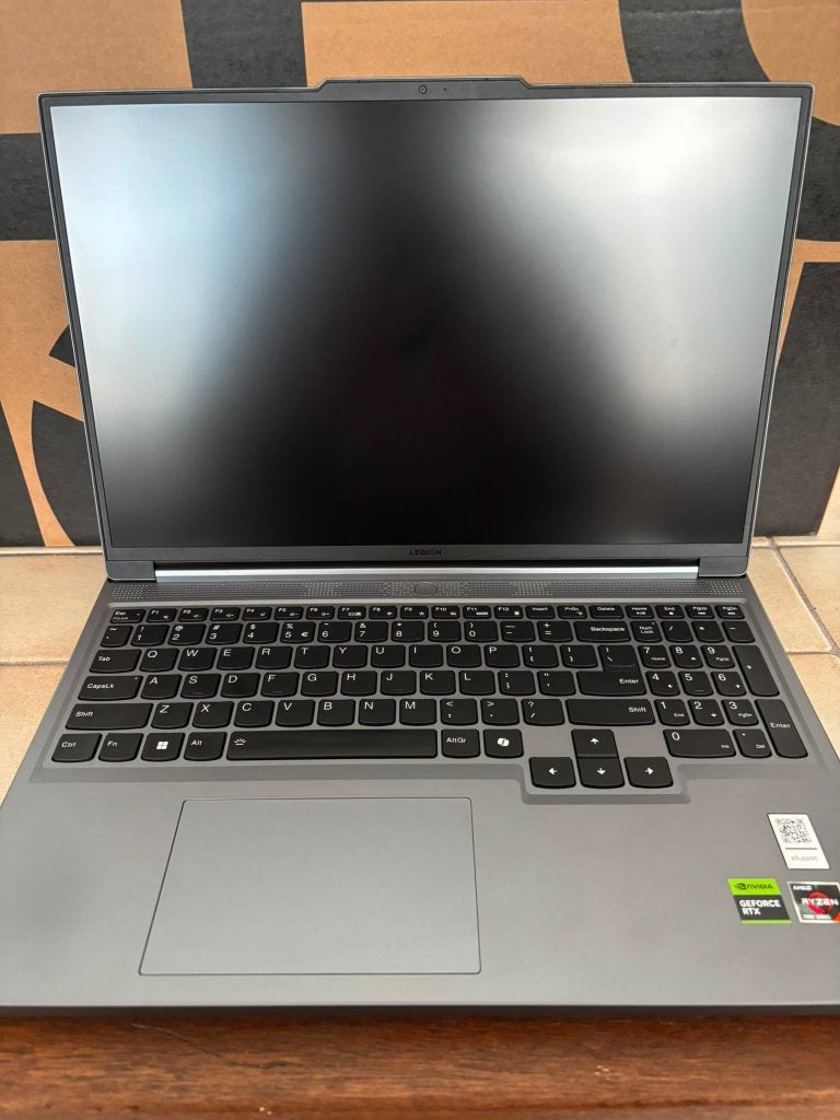 Lenovo Legion Slim 5 16ARP9 - Ryzen 7 - RTX 4060 - Garantie, Qwerty, Lenovo Legion Gaming, Zo goed als nieuw, Gaming