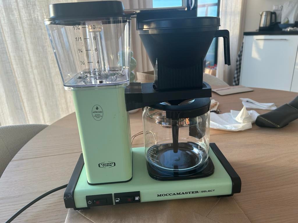 Moccamaster KBG Select - Koffiezetapparaat - Pastel Green, 10 kopjes of meer, Koffiemachine, Gemalen koffie, Ophalen of Verzenden