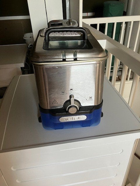 Tefal friteuse, 2 tot 3 liter, Ophalen, Gebruikt, Uitneembare binnenpan