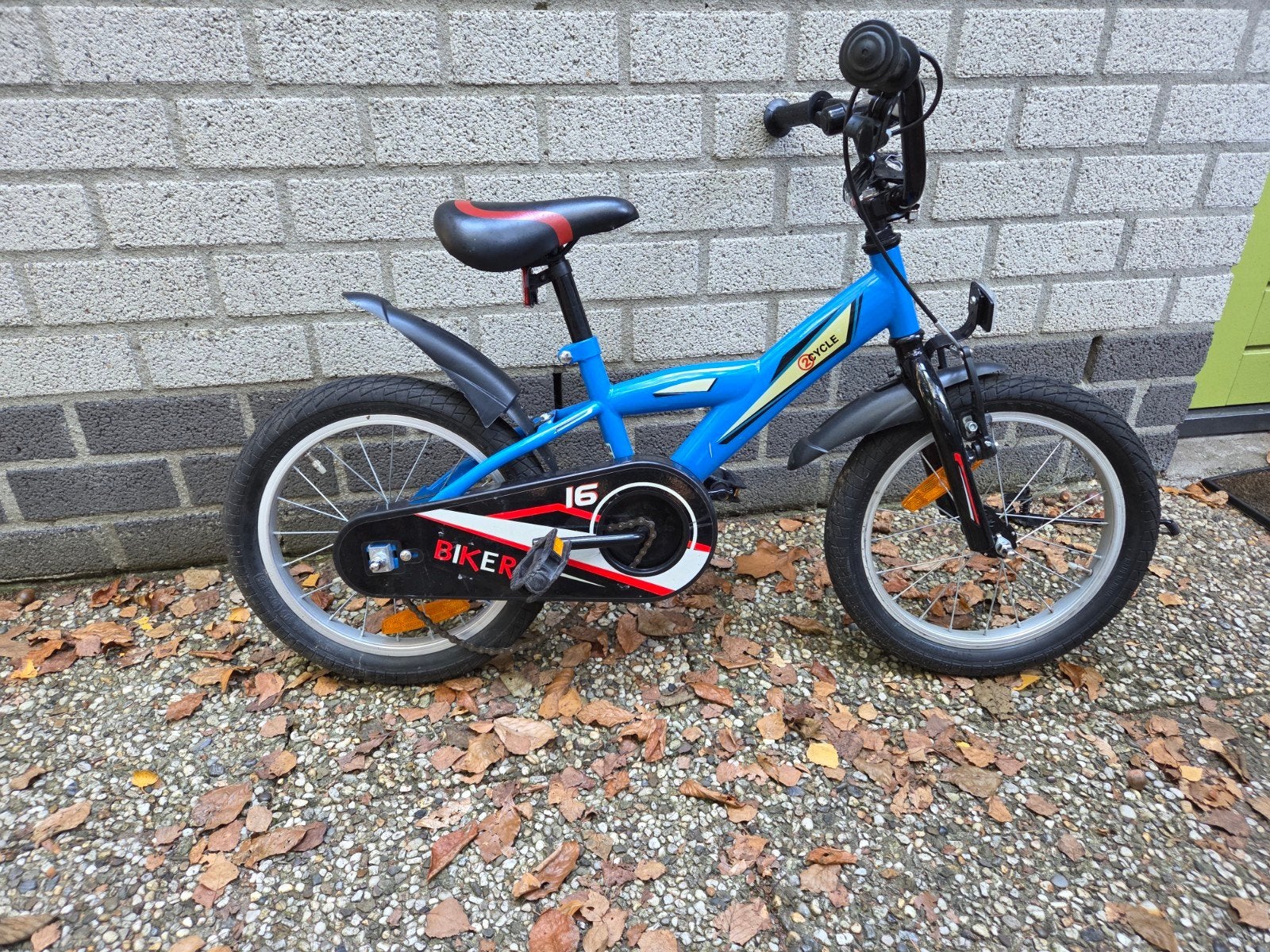 16 inch jongensfiets (let op, ketting eraf), Terugtraprem, Ophalen, 2cycle, 16 tot 20 inch