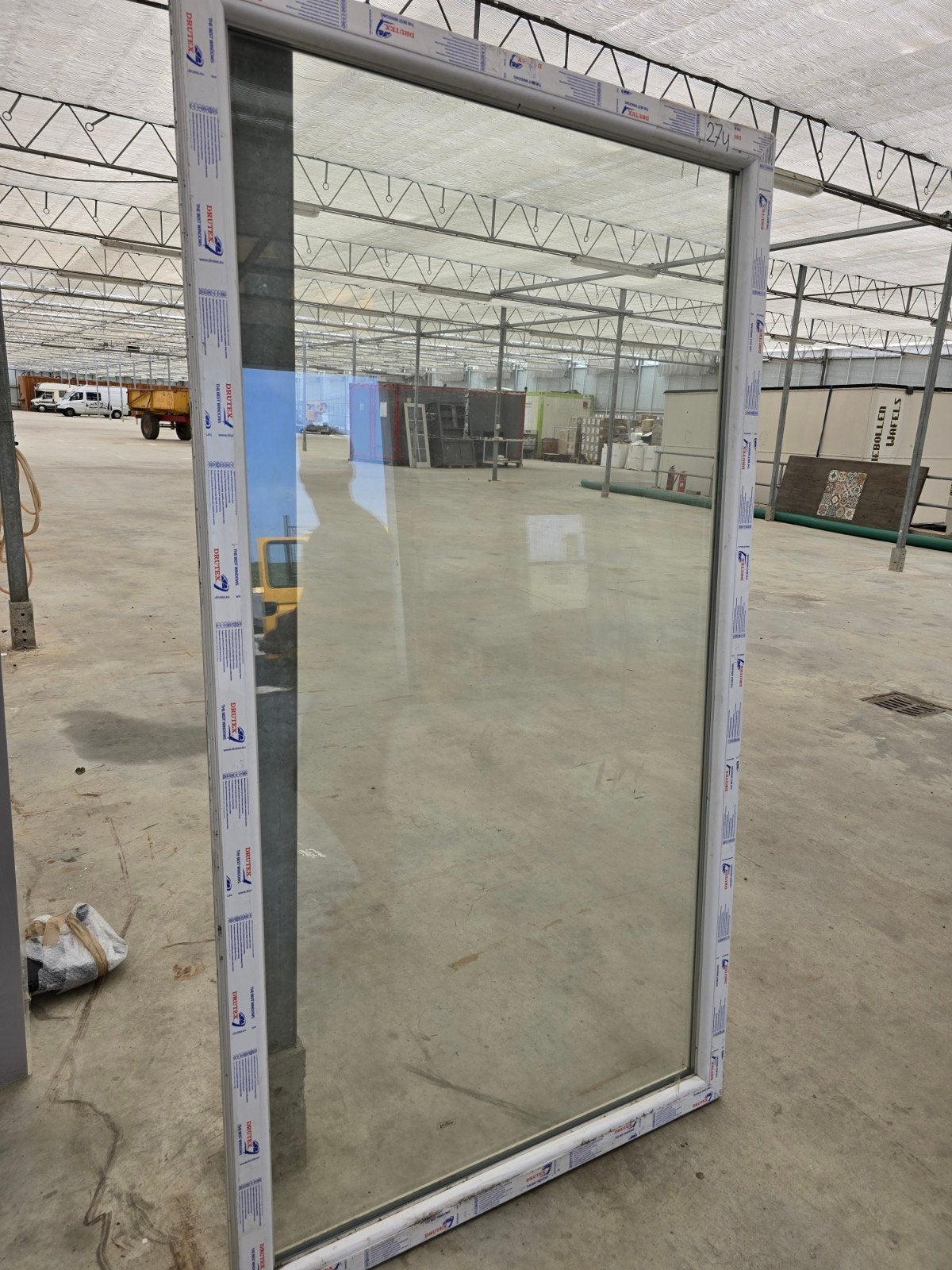 Nieuw vast kunstof raamkozijn. Drutex. Dubbelglas., Ophalen of Verzenden, Nieuw, Kunststof, Raamkozijn