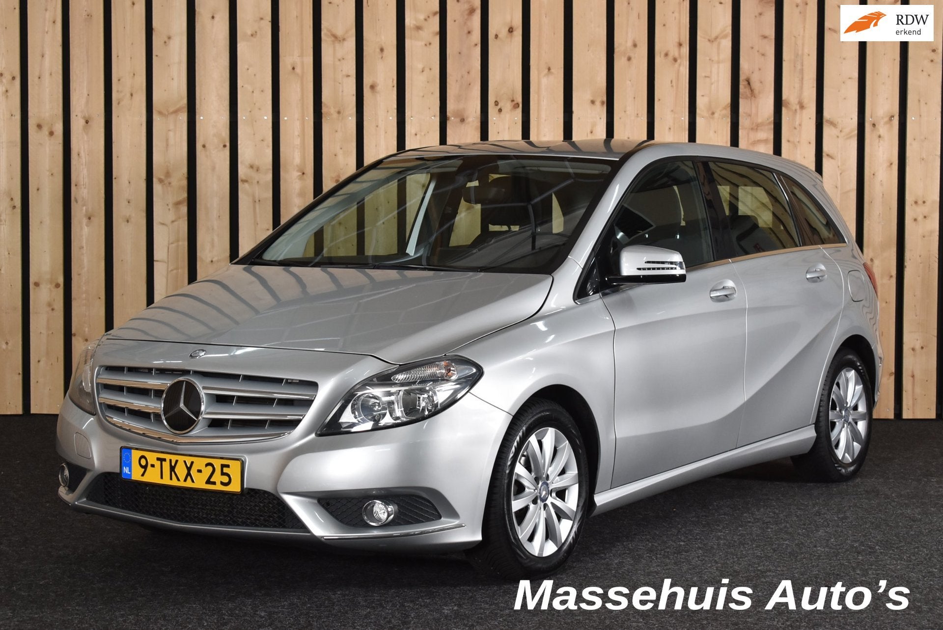 Mercedes-Benz B-klasse 180 132dkm Trekhaak Stoelverw. Airco, Auto's, Voorwielaandrijving, Euro 5, Stof, Gebruikt