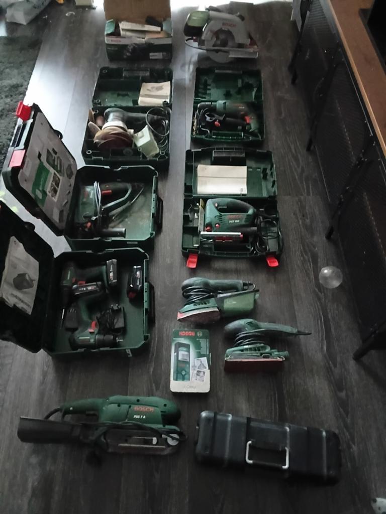 Partij bosch gereedschap ziet er allemaal nog netjes uit, Doe-het-zelf en Verbouw, Ophalen, Zo goed als nieuw, Boormachine