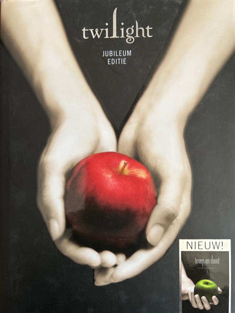 Twilight Jubileum Editie + Leven en Dood Boek, Ophalen of Verzenden, Zo goed als nieuw, Nederland