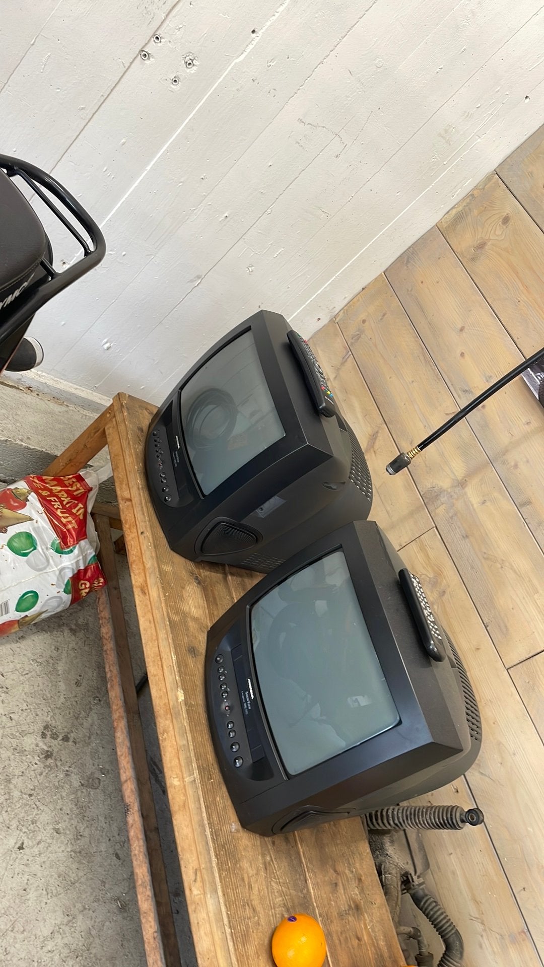 Crt tv met video recorder, Ophalen, 50 Hz