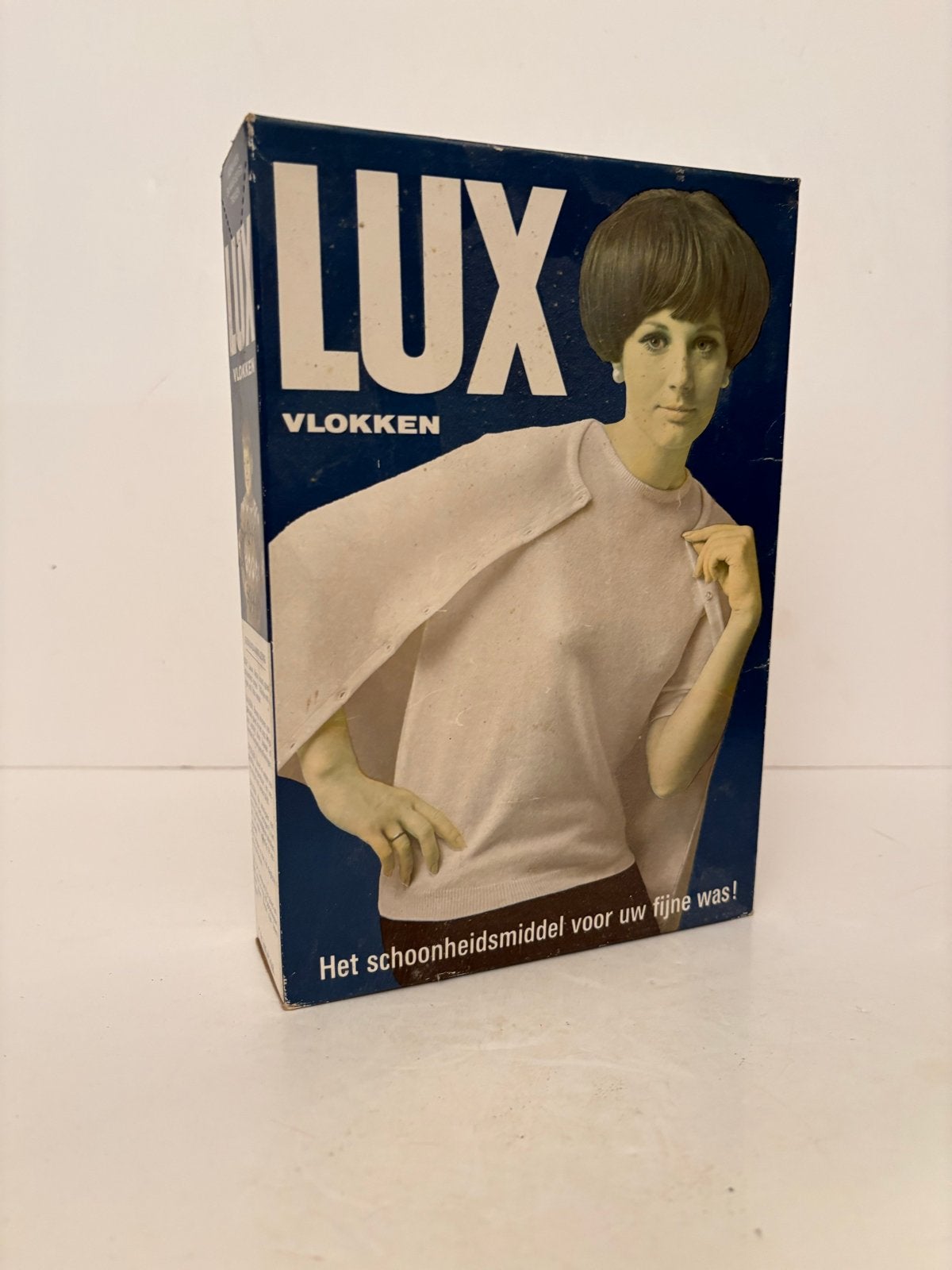 Vintage Lux Vlokken wasmiddel doos - Jaren '60 reclame, Verzamelen, Ophalen of Verzenden, Gebruikt
