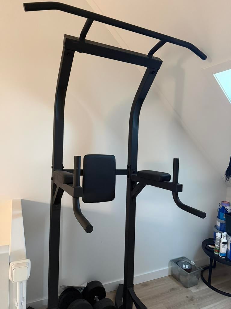 Power Tower / Dipstation met optrekstang, Sport en Fitness, Ophalen, Nieuw, Benen, Fitnessbank