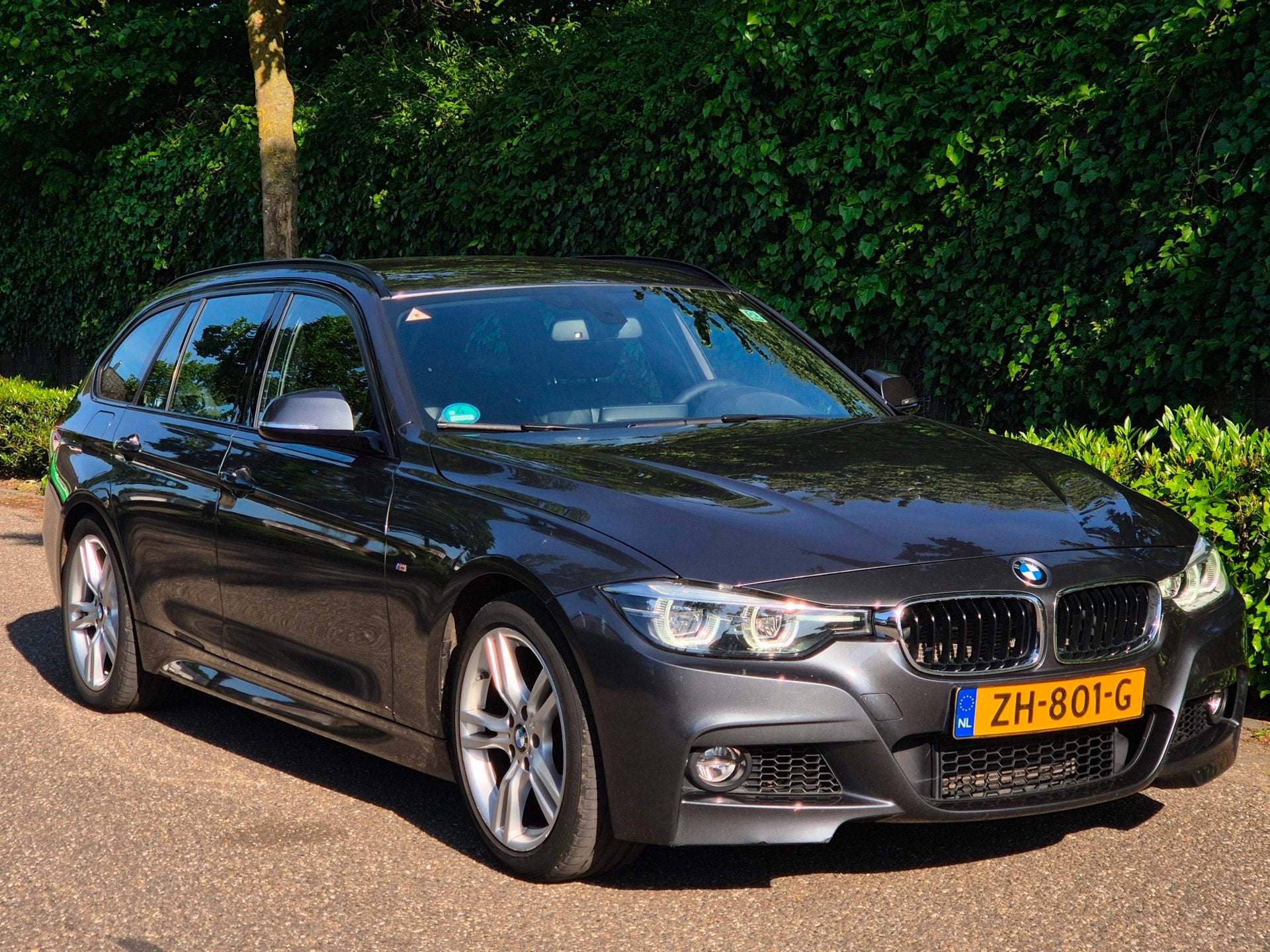 BMW 3-serie Touring M Sport Edition Apple CarPlay Trekhaak 1, Auto's, BMW, Automaat, Gebruikt, 1465 kg, 3 cilinders