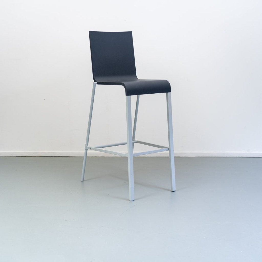 Vitra .03 Kruk Blauw Kunststof - Gepoedercoat Zilver, Niet ingevuld, Zo goed als nieuw, Niet ingevuld, Niet ingevuld