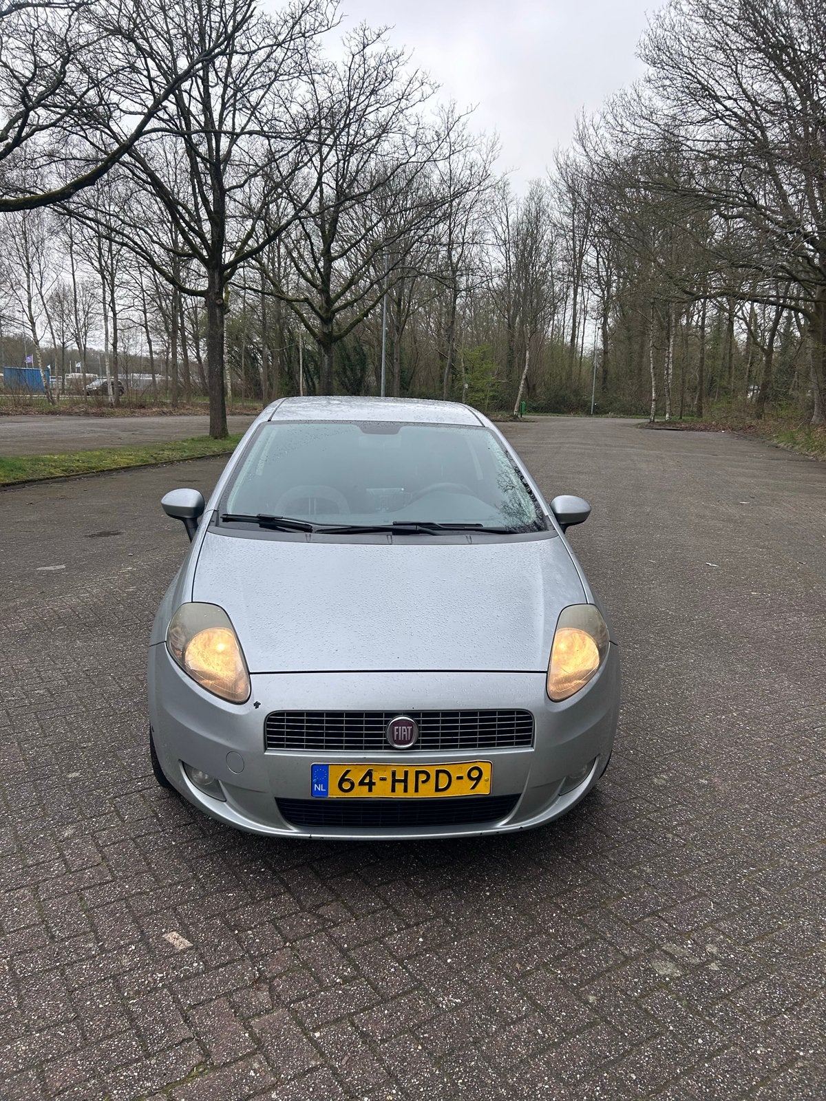 Fiat Punto 1.4 3DR 2009 Grijs, Voorwielaandrijving, Stof, 40 €/maand, 4 cilinders