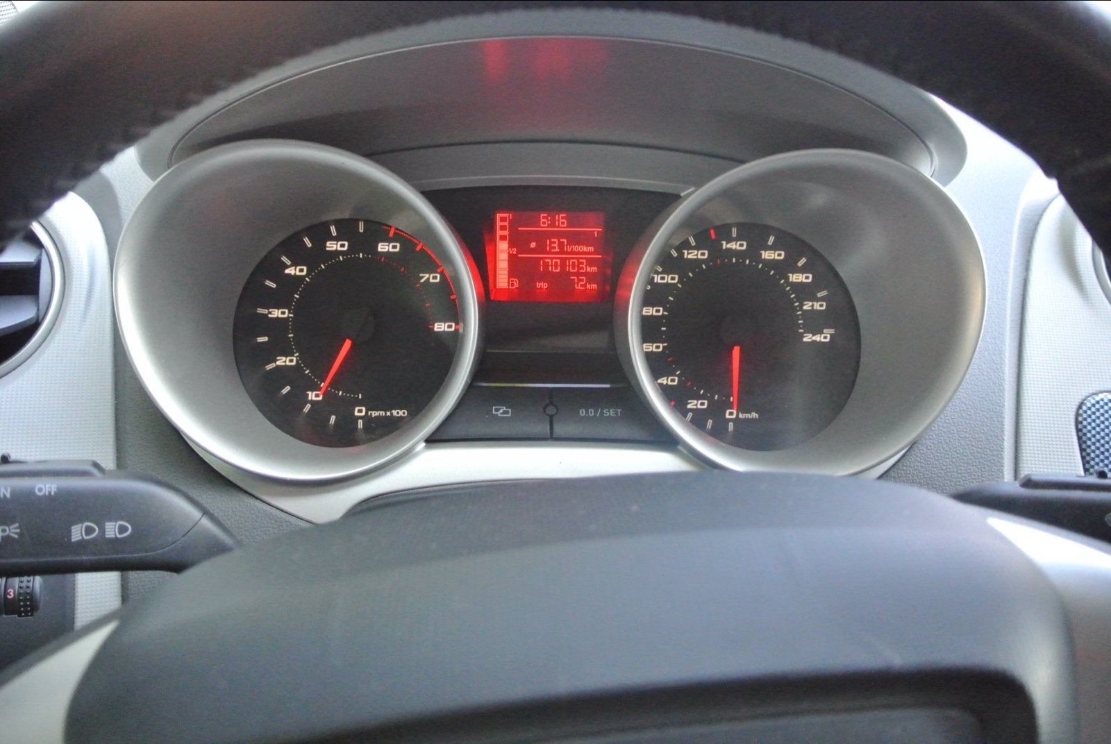 Seat Ibiza 1.4 63KW 5DRS 2009 Geel, Auto's, Seat, Bedrijf, Ibiza, Benzine, Hatchback, Handgeschakeld, Geïmporteerd, Geel, Voorwielaandrijving