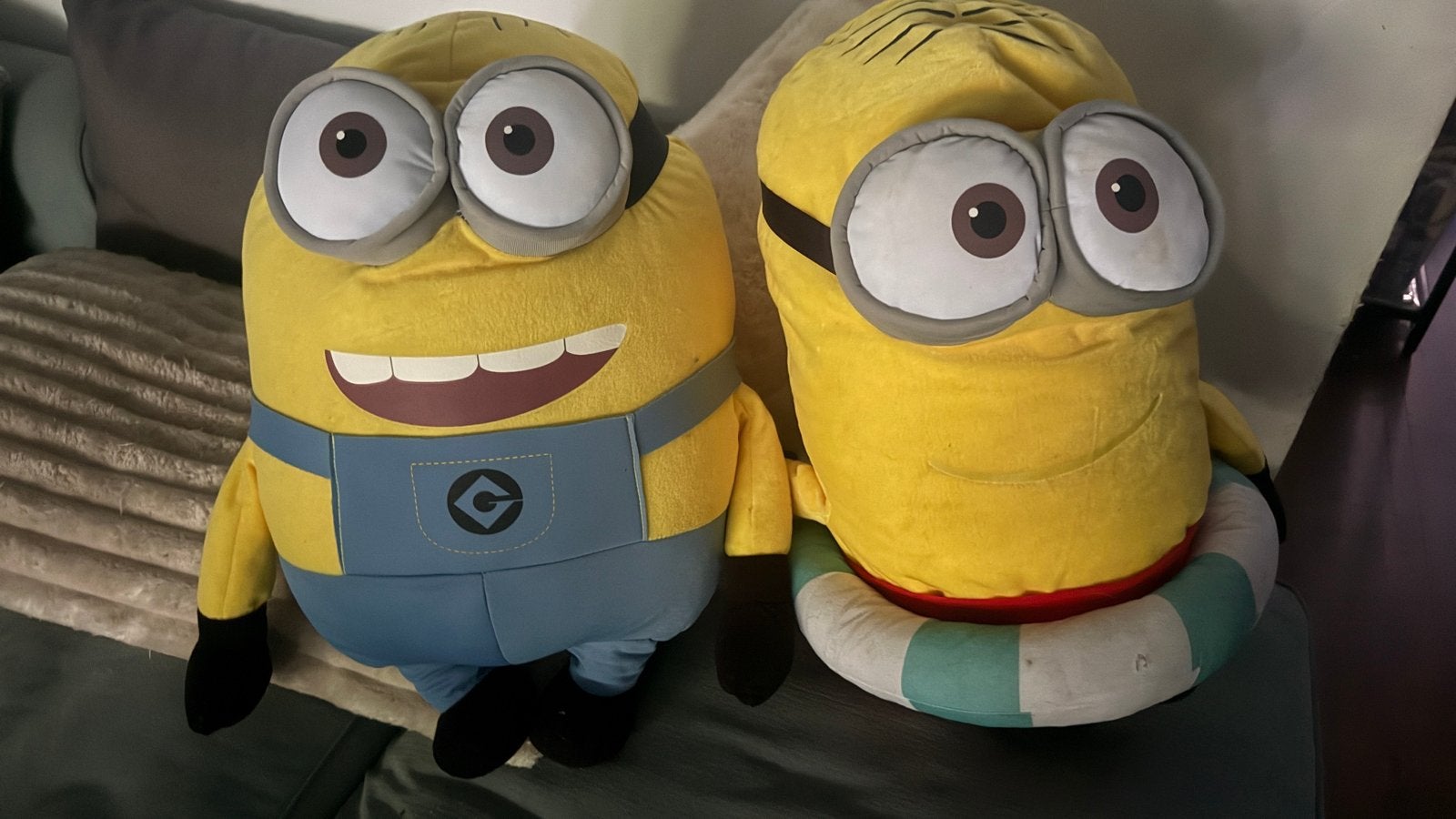 Minions knuffels - 2 stuks uit Slagharen, Gebruikt, Overige typen, Ophalen of Verzenden, Geel