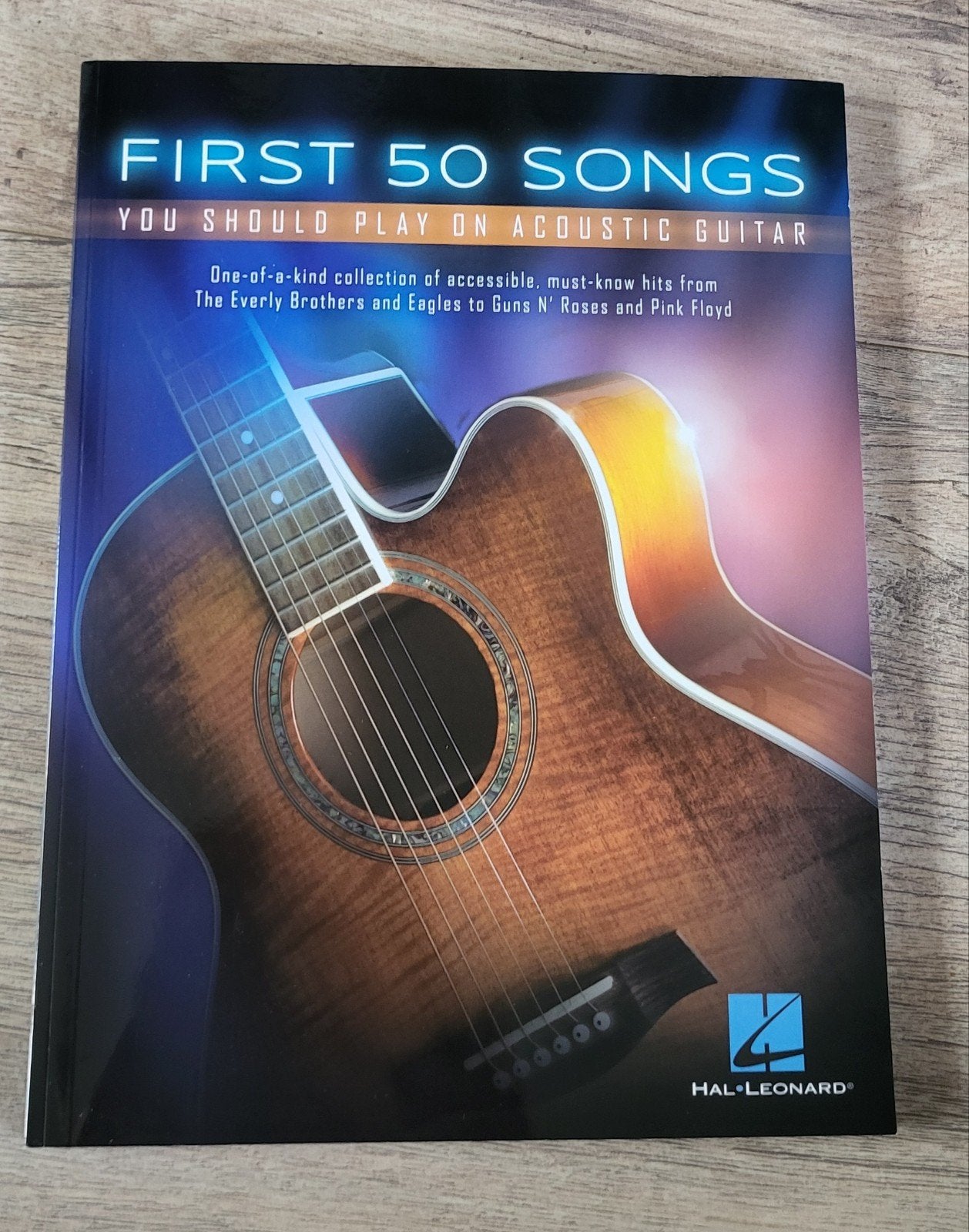 First 50 Songs You Should Play on Acoustic Guitar, Muziek en Instrumenten, Ophalen of Verzenden