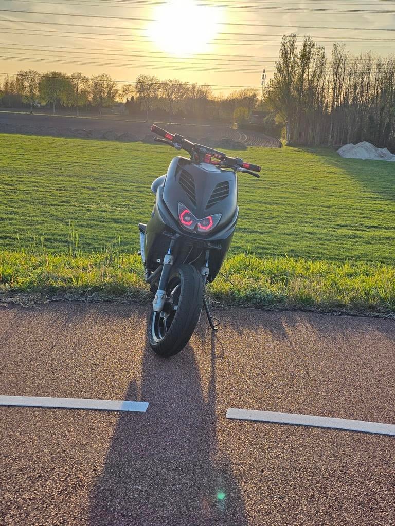 Yamaha aerox 2005 2t 50cc, Fietsen en Brommers, Ophalen, Tweetakt, Gebruikt, Aerox