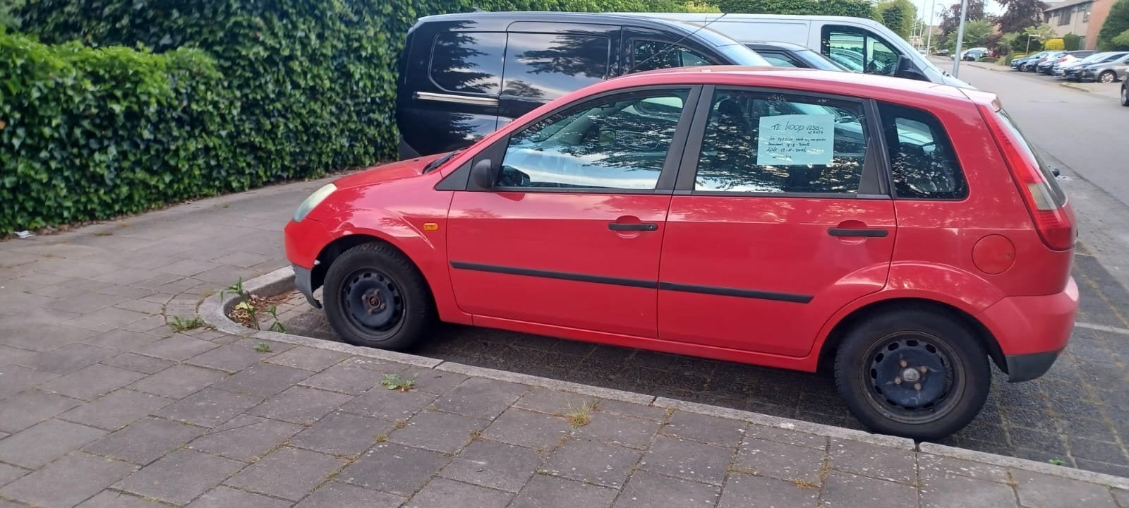 Ford Fiësta 1.3 8V 5DR 2005 Rood, Auto's, Ford, 1299 cc, 40 €/maand, 4 cilinders, Origineel Nederlands