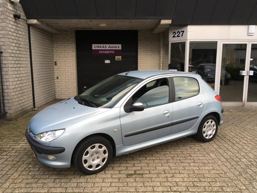 Peugeot 206 1.4 Air-line / AIRCO / LEES TEKST / 5 DEUREN / !, Auto's, Peugeot, Bedrijf, Te koop, ABS, Airbags, Airconditioning