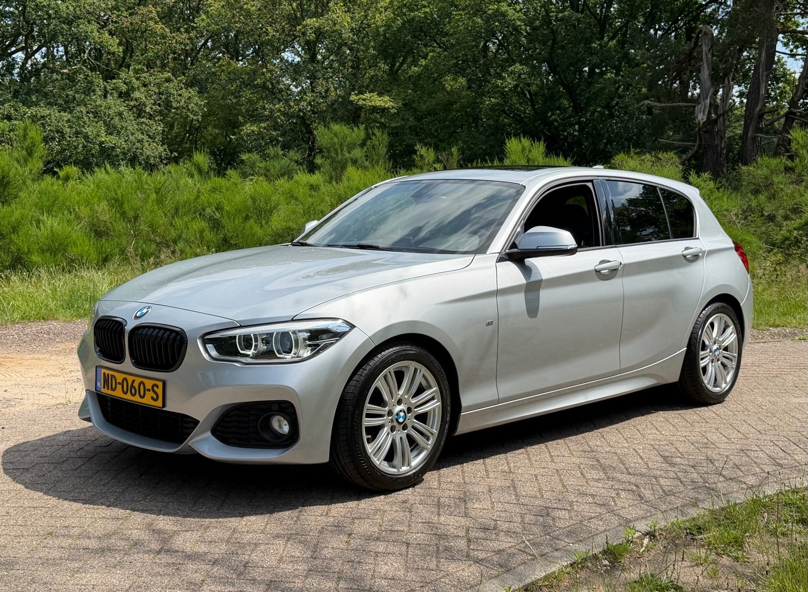BMW 1-Serie 118i  M Sport  // FULL M-exterieur + M-interieur, 1-Serie, 1280 kg, Zwart, Alcantara