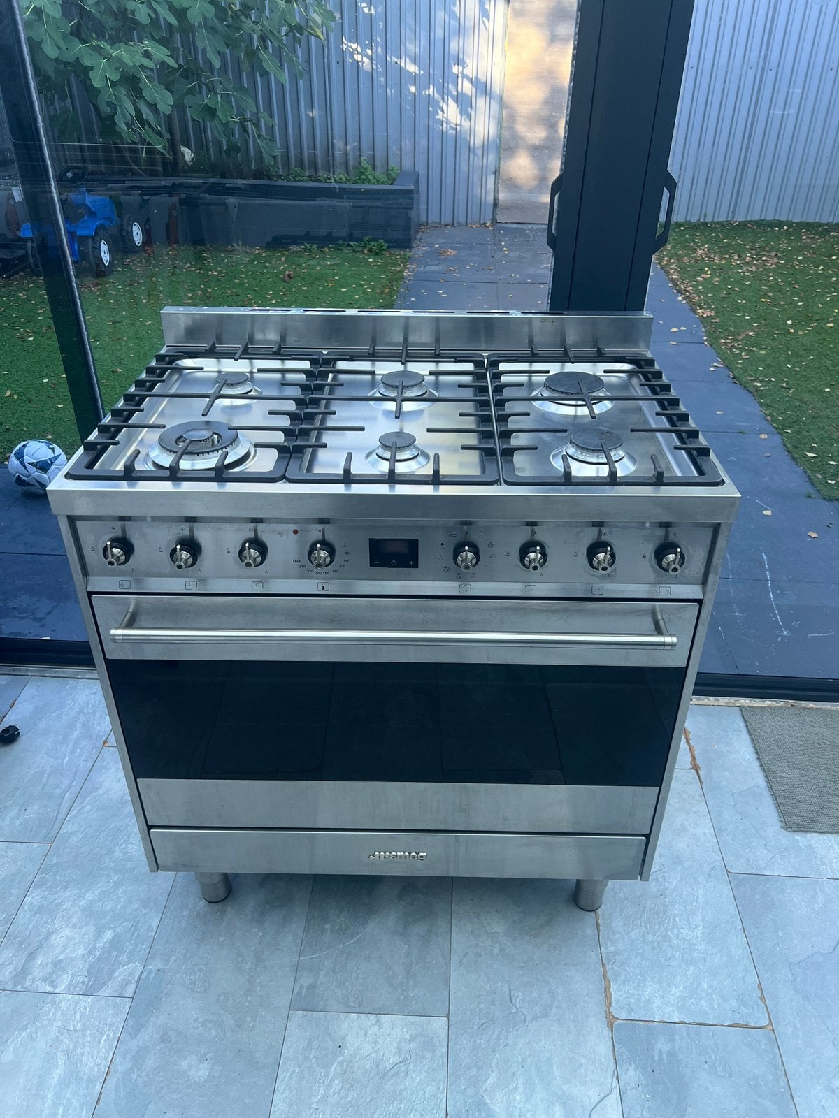 Gasfornuis 90 cm Smeg 6 pits grijs, Witgoed en Apparatuur, Minder dan 85 cm, 60 cm of meer, Zo goed als nieuw, Gas