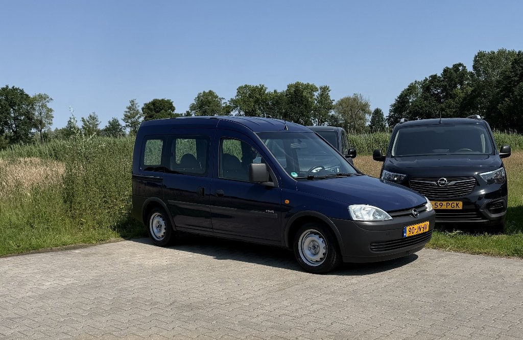 Opel Combo 1.6 Comfort Benzine 2x Schuifdeur Nieuwe Apk!, Auto's, Opel, 4 cilinders, Blauw, Origineel Nederlands, Bedrijf