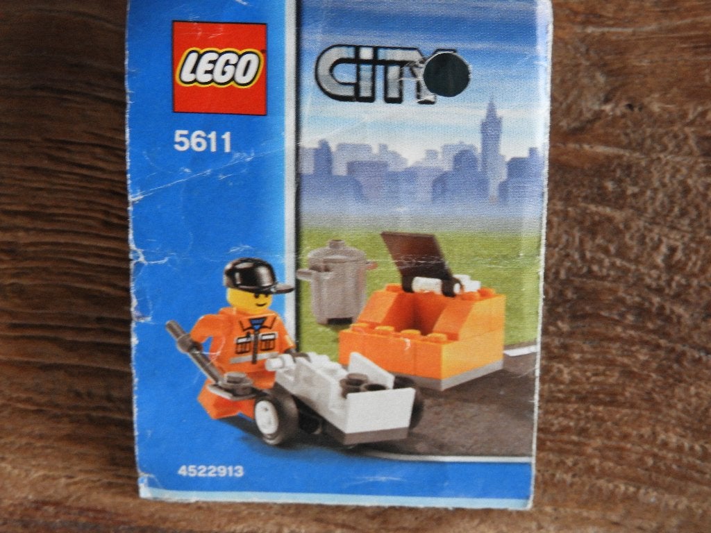 Lego 5611 Vintage Public Works, Compleet, Lego, Ophalen of Verzenden, Complete set