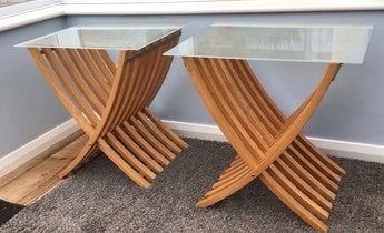 Ikea Ekeberg Set van 2 houten bijzettafels met glazen blad, Gebruikt, 55 tot 75 cm, Rechthoekig, Hout