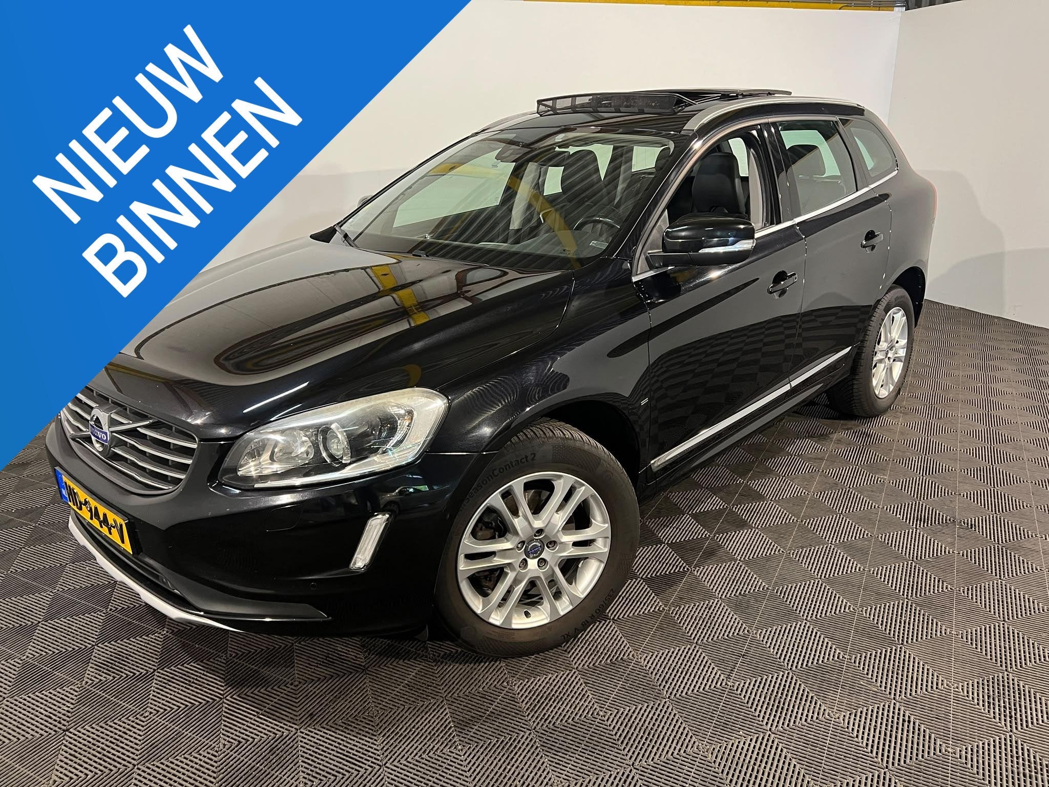 Volvo XC60 2.0 D4 FWD Ocean Race, Auto's, Gebruikt, 4 cilinders, 1634 kg, Zwart