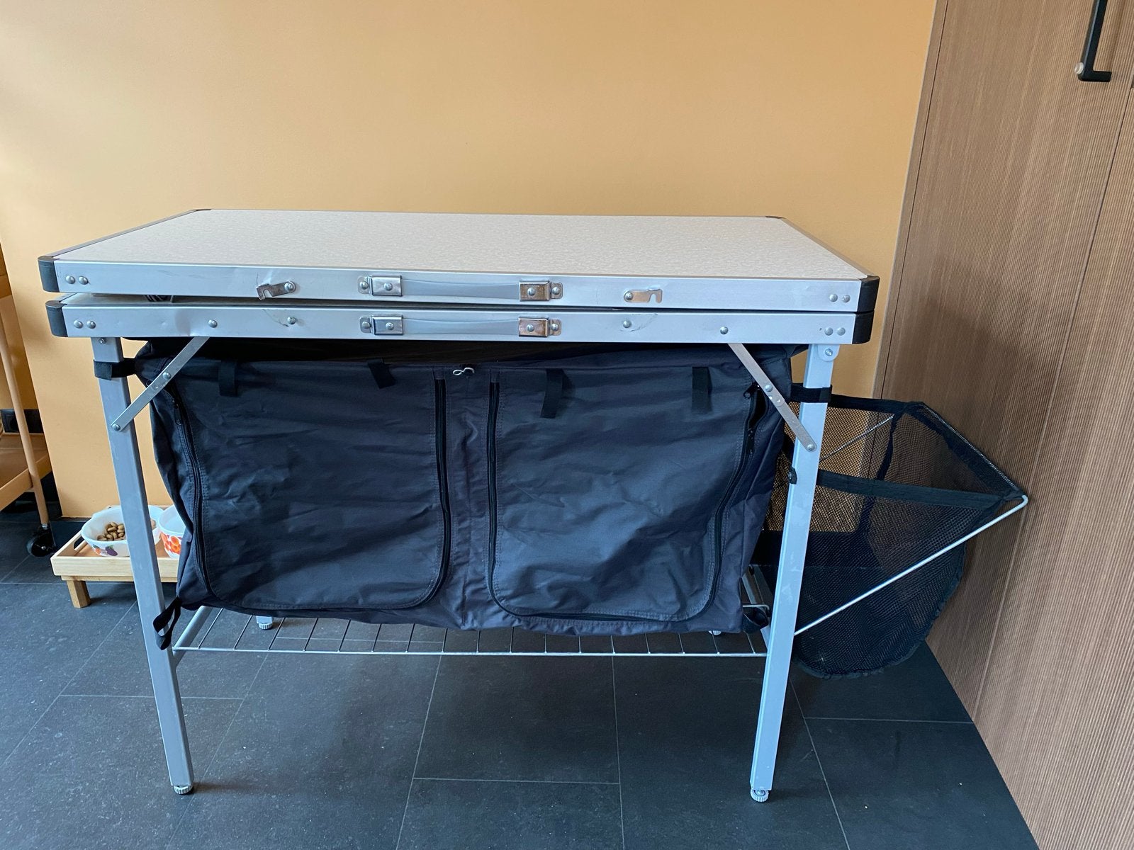 Compacte campingkeuken met spoelbak en opbergruimte, Ophalen of Verzenden, Gebruikt