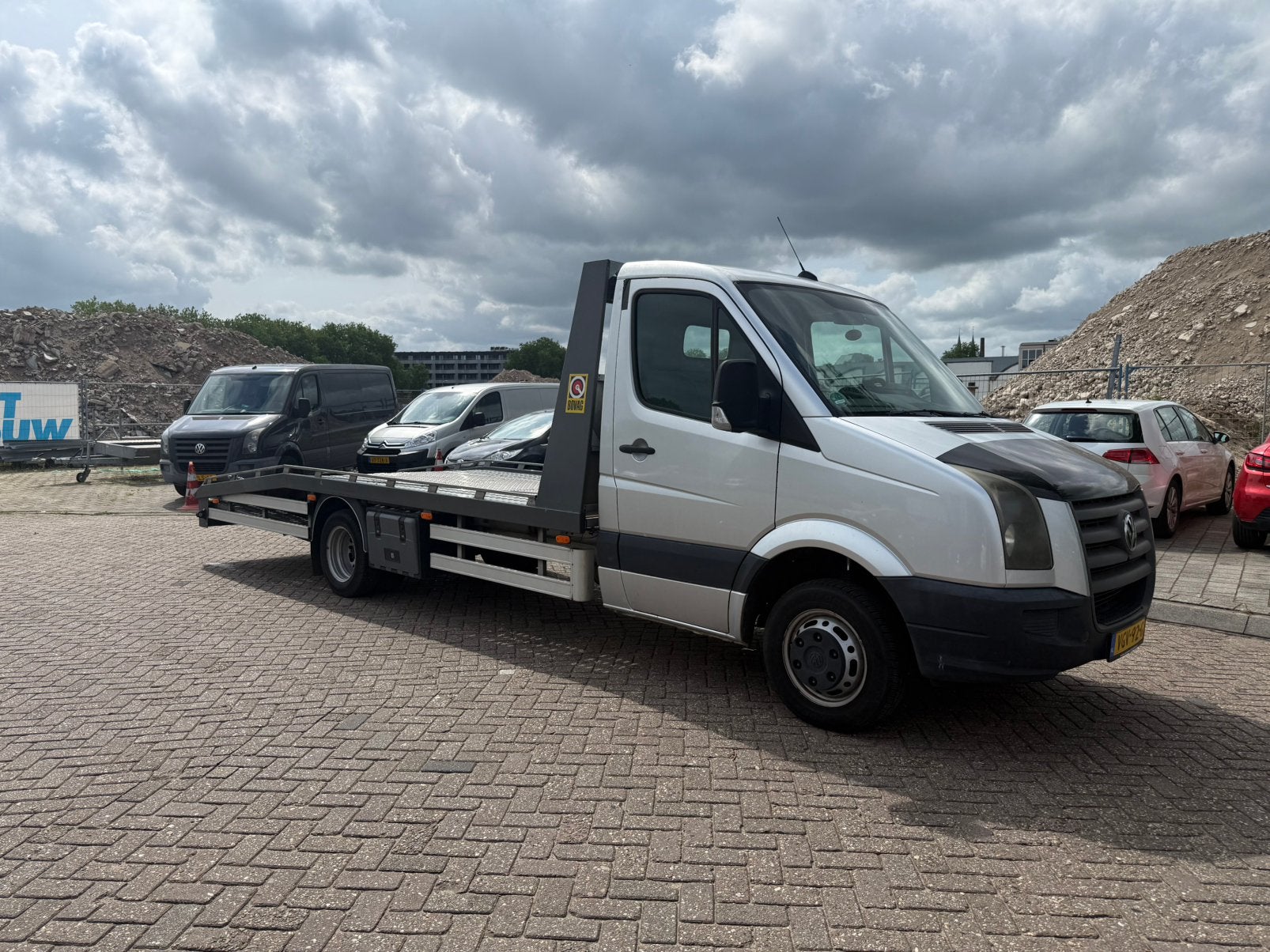 Volkswagen Crafter TDI 2.5 163pk Oprijwagen/goed onderhouden, Auto's, Bestelauto's, Volkswagen, 163 pk, Origineel Nederlands, Bedrijf