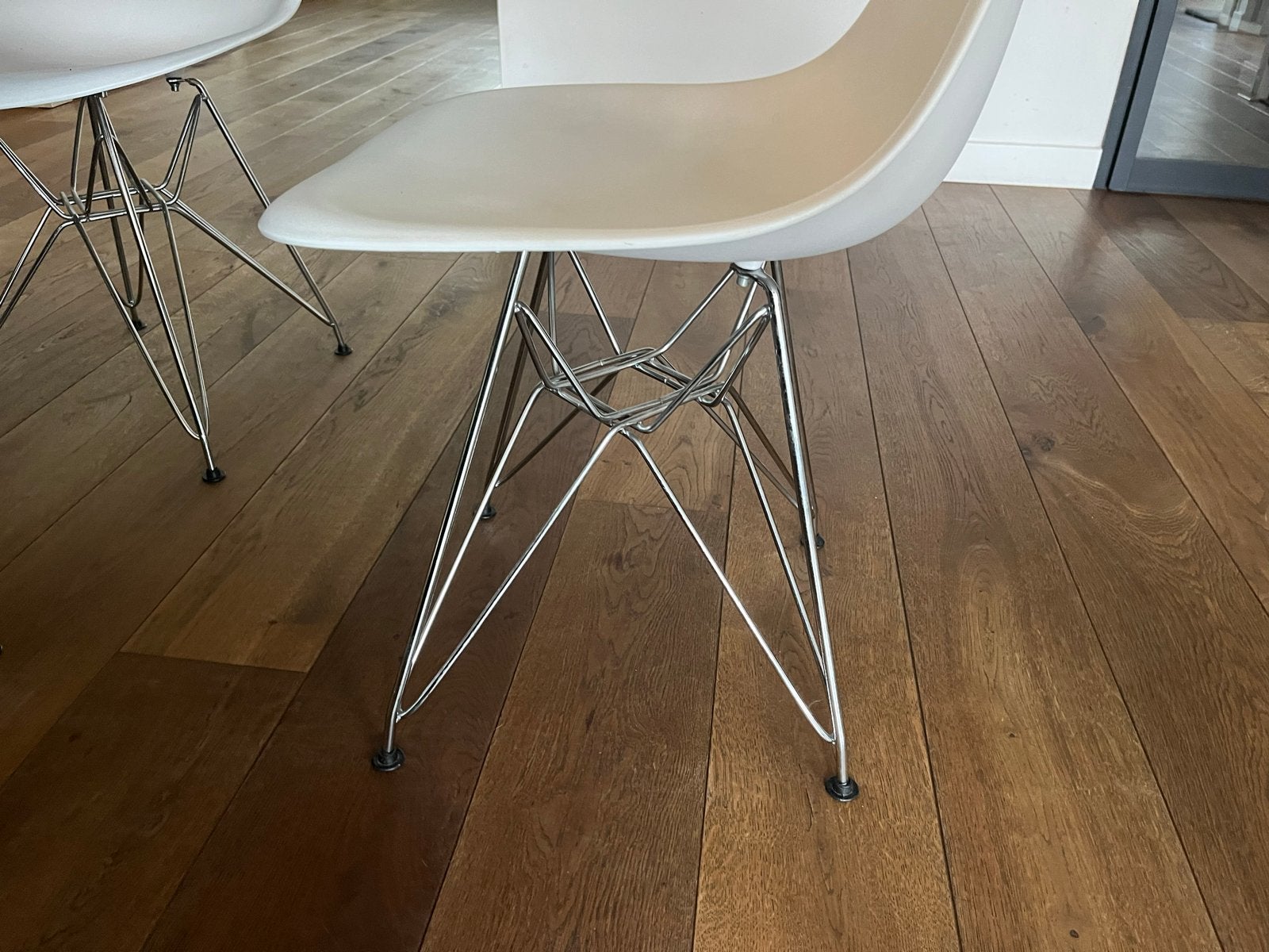 5 Witte design stoelen - Perfecte Staat, Ophalen, Kunststof, Wit, Zo goed als nieuw