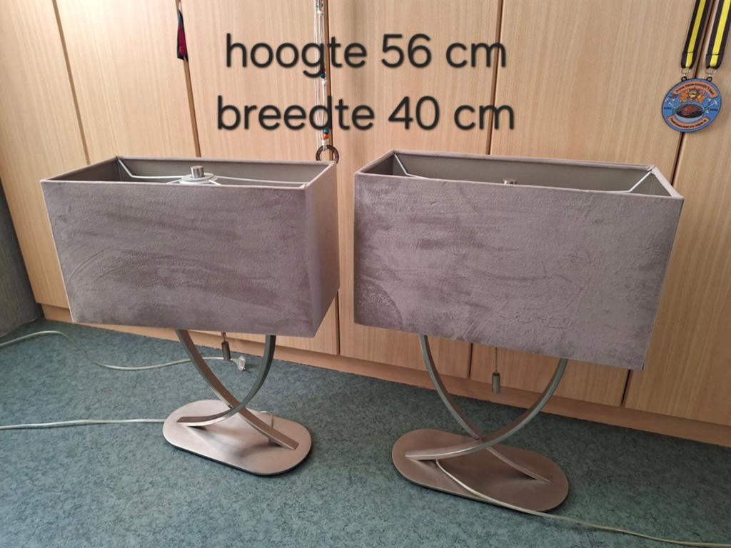 2 mooie schemerlampen met taupe kleurige kappen., Huis en Inrichting, Lampen | Tafellampen, Ophalen of Verzenden, Zo goed als nieuw