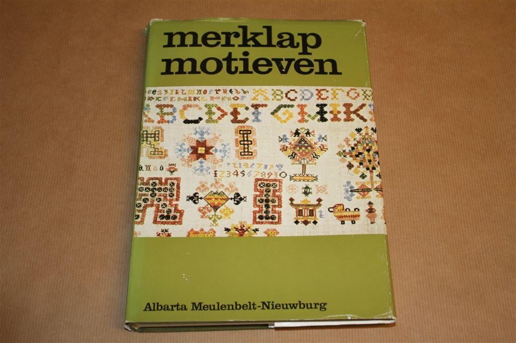 Merklapmotieven en hun symboliek., Ophalen of Verzenden, Gelezen, Tekenen en Schilderen