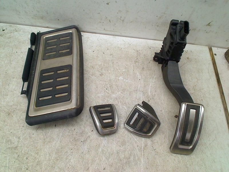 Pedalenset gti Volkswagen Golf VII (AUA) 2015 5Q1721503F, Gebruikt, Volkswagen, Volkswagen AG, Kundenbetreuung@volkswagen.de