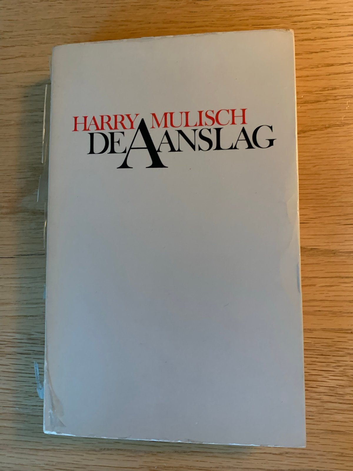 Harry Mulisch - De Aanslag (Boek), Ophalen of Verzenden, Gelezen, Nederland