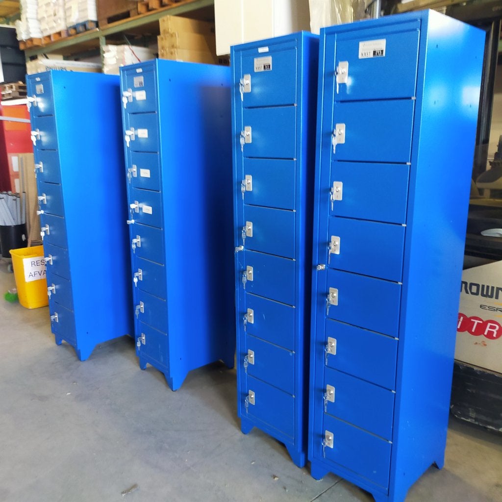 8-deurs metalen lockerkast - 190x45x40 cm, Niet ingevuld, Gebruikt, Niet ingevuld, Niet ingevuld
