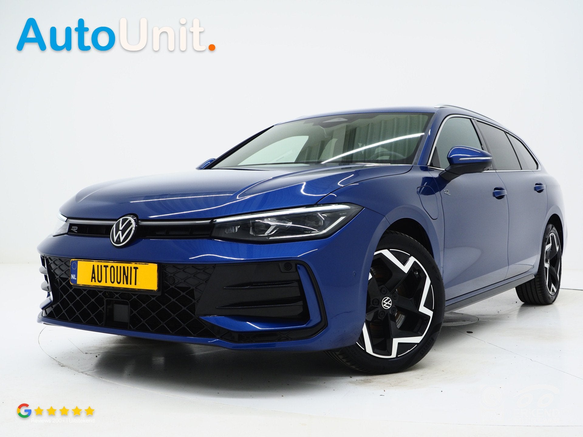 Volkswagen Passat Variant 1.5 eHybrid R-Line Black | 5 Jaar, Auto's, Zwart, Blauw, Hybride Elektrisch/Benzine, Verwarmde buitenspiegels
