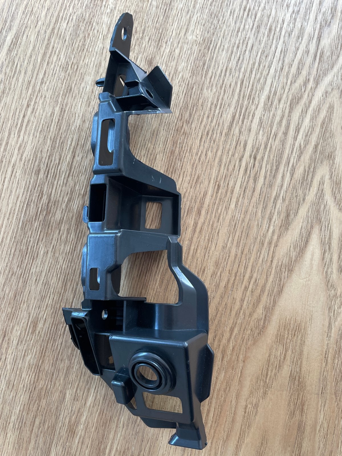 Bumperbeugel houder VW Golf 7 (2015-2017) rechtsvoor, Gebruikt, Ophalen of Verzenden, Bumper, Volkswagen